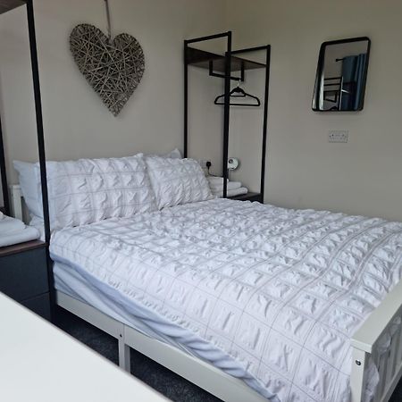 Cozy Nook Apartment Gristhorpe ภายนอก รูปภาพ