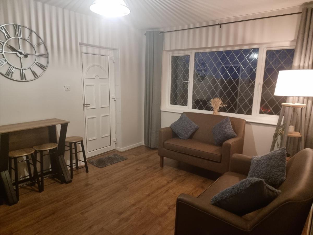 Cozy Nook Apartment Gristhorpe ภายนอก รูปภาพ