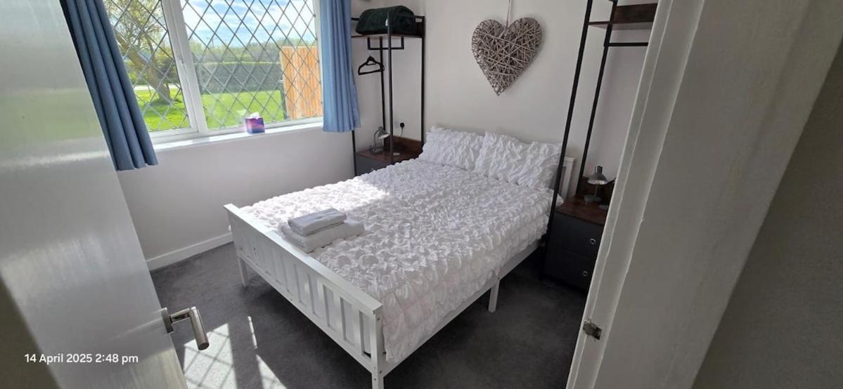 Cozy Nook Apartment Gristhorpe ภายนอก รูปภาพ
